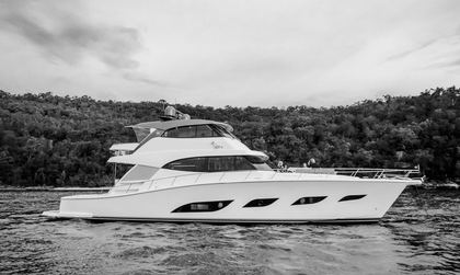 Riviera 68 Sports Motor Yacht (Gen 1)