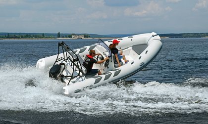 Brig Navigator 485