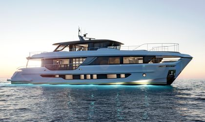 Gulf Craft Majesty 100 Terrace (Gen 2)