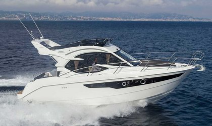 Galeon 300 Fly