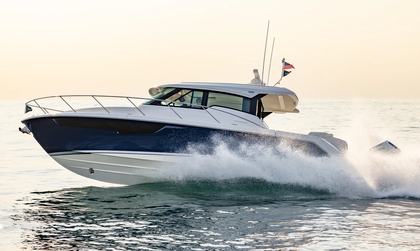 Tiara 43 LE