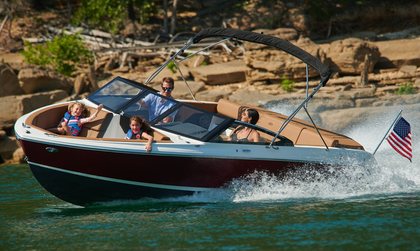 Cobalt Boats CS22