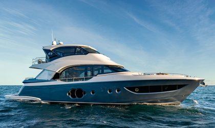 Monte Carlo Yachts MCY 70 Skylounge