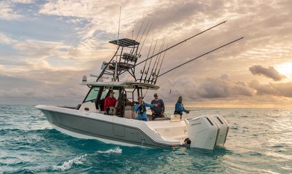 Boston Whaler 360 Outrage