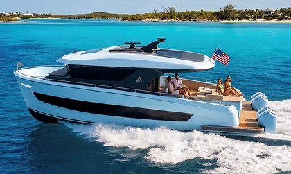 Outer Reef 540 Adventure Sport Yacht