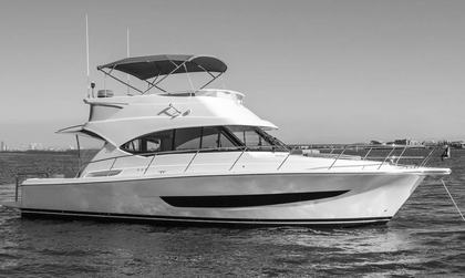 Riviera 39 Open Flybridge