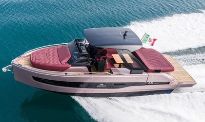 Cranchi A32 Luxury Tender  T-Top