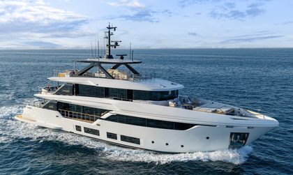 Custom Line Navetta 35
