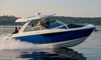 Cobalt Boats R35 Surf