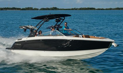 Cobalt Boats R6