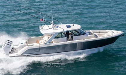 Tiara Yachts 48 LS