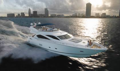 Sunseeker 82 Yacht