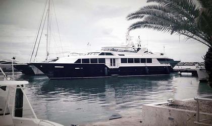 Broward Raised Pilothouse