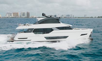 Ocean Alexander 84R Enclosed