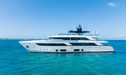 Custom Line Navetta 42