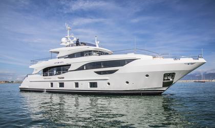 Benetti Delfino 95