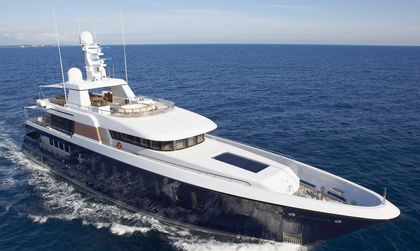 Feadship F45 Vantage