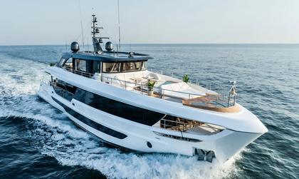 Gulf Craft Majesty 100 Terrace