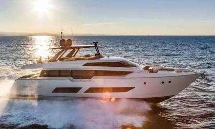 Ferretti 850