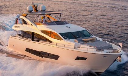 Sunseeker 86 Yacht
                                         Mk2