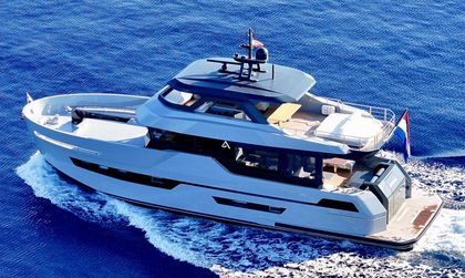 Outer Reef Yachts 780  Adventure