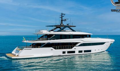 Custom Line Navetta 35