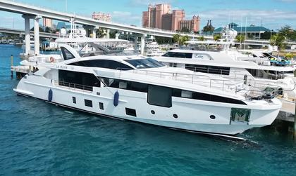 Azimut Grande 32M