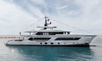 Cantiere delle Marche RJ 155