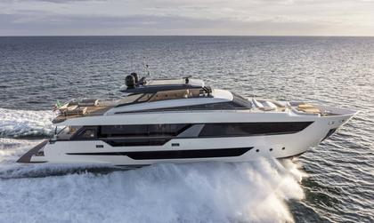 Ferretti 1000