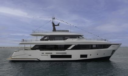 Custom Line Navetta 30 
                                         Gen 2