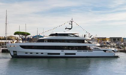 Azimut Grande 44M
