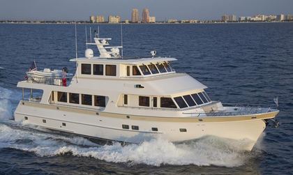 Outer Reef 860 Deluxbridge Skylounge Motoryacht