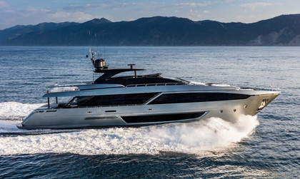 Riva 110' Dolcevita