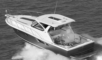 Tiara 39 Open