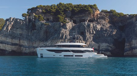 Cannes Yachting Festival 2026: Benetti Reveals Lineup Featuring Oasis and Hybrid B.Yond Models