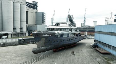 WATCH: Two CdM Flexplorer 165 Yachts Reach CdM Headquarters