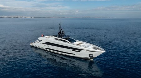 WATCH: 43m Alia Superyacht Ximena Reveals Loft-Inspired Interior