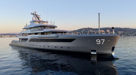 80m Feadship Expedition Yacht Valor Secures Major Win at World Superyacht Awards 2026