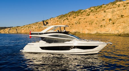 Pearl Yachts to Make Venice Boat Show Debut With Award-Winning Pearl 63 Motor Yacht