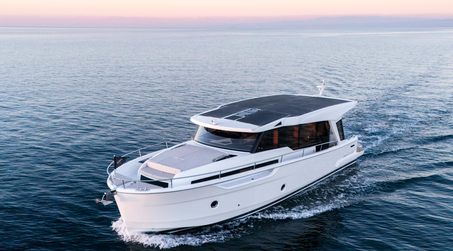 Greenline 42 Motor Yacht Set For Venice Boat Show 2026 Debut