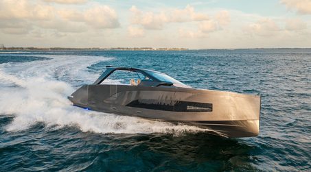 16m Manari 52 Motor Yacht Enters Luxury Performance Market with Successful Sea Trials