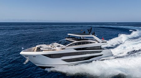 Pearl 82 Triumphs At International Yacht and Aviation Awards 2025