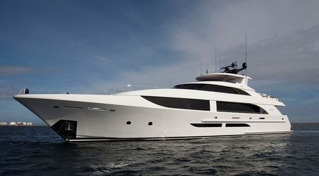 38m Westport W125 Motor Yacht Seas the Day for Sale