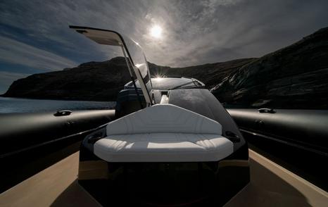 Technohull Alpha 45 dayboat foredeck seating