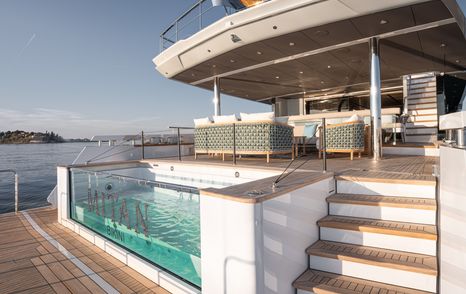 Expedition Yacht Mitan aft infinity pool