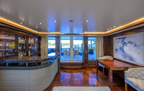  Superyacht Seascape V main saloon bar area