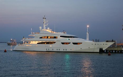 Superyacht Alaska 