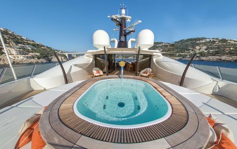Superyacht Here Comes The Sun sundeck jacuzzi