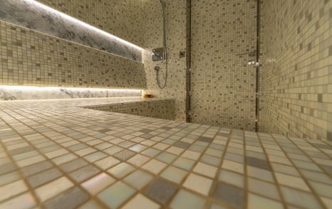 Bilgin 263 Superyacht Al Reem steam room