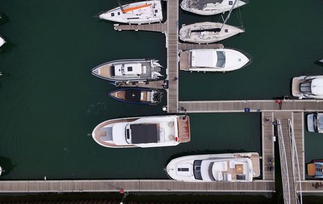 Beneteau-Swift-Trawler-54-Review-overhead-marina-reverse